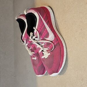 Nike Flyknit One+ Fireberry Running Shoes Women’s Size 9.5